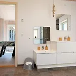 Nyaraló 8 Person Holiday Home In Vaeggerlose Bøtø By