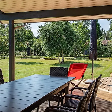 5 Star In Vaeggerlose Bøtø By