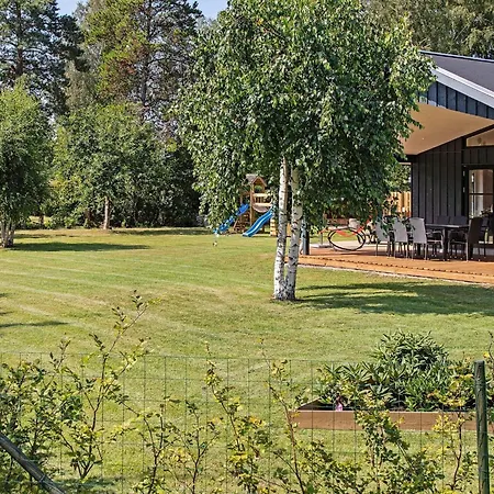 8 Person Holiday Home In Vaeggerlose Nyaraló